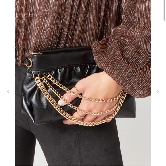 NEW FRANCESCA'S CANDICE TRIPLE CHAIN DUMPLING CLUTCH - Picture 6 of 7